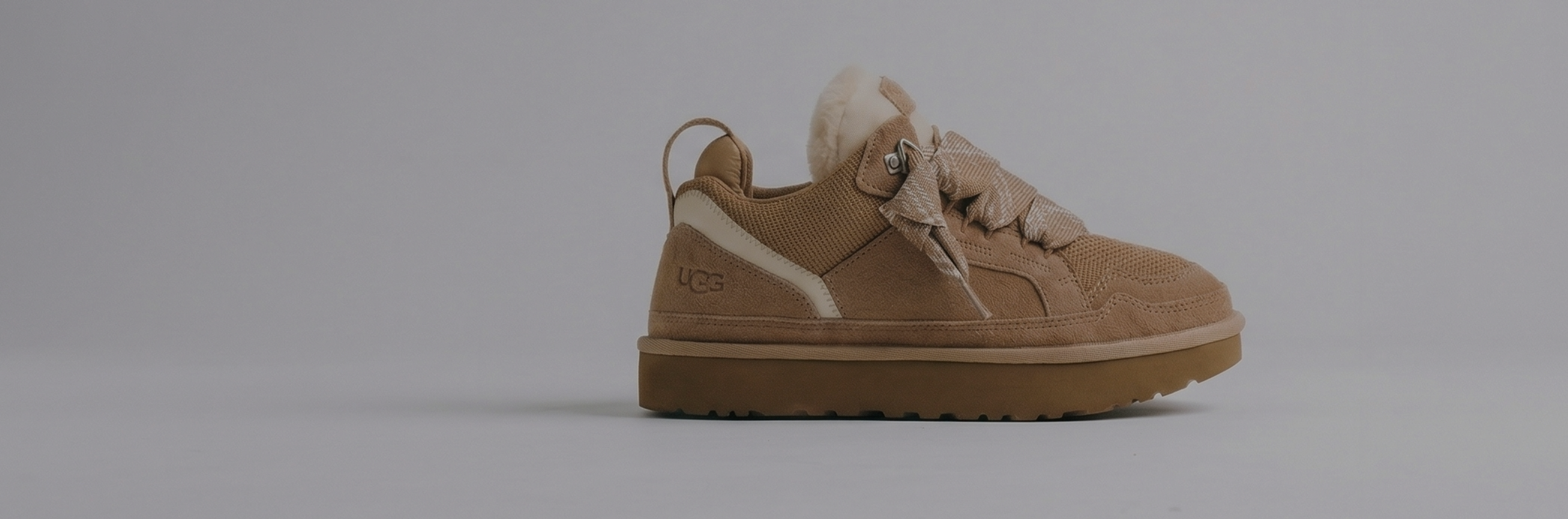 UGG – Three52