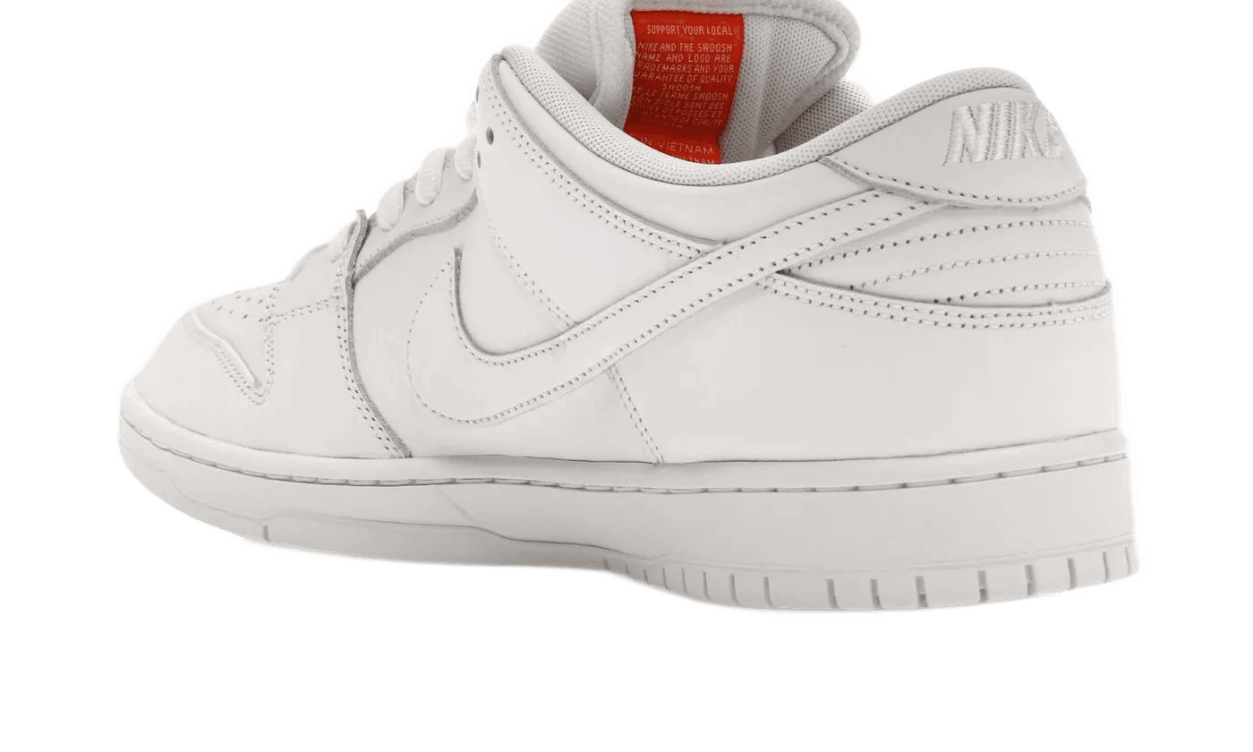 SB Dunk Low Pro Triple White - FJ1674-100