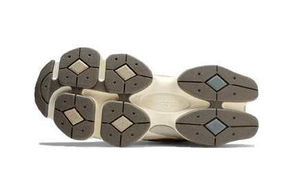 New Balance 9060 Mushroom Aluminum - U9060MUS