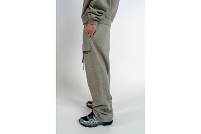 Fear of God Essentials Relaxed Sweatpants Dark Oatmeal SS22