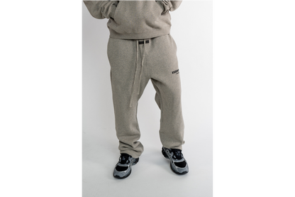 Fear of God Essentials Relaxed Sweatpants Dark Oatmeal SS22