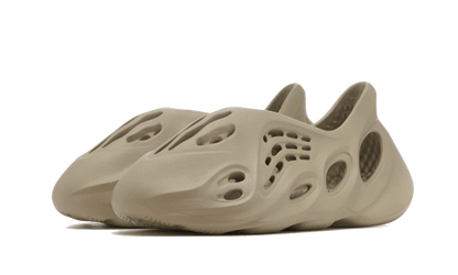 Adidas Adidas Yeezy Foam RNNR Stone Salt - GV6840