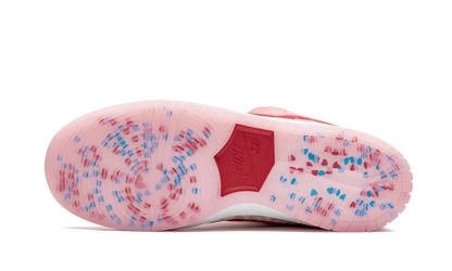 SB Dunk Low StrangeLove - CT2552-800