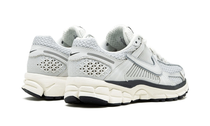 Nike Zoom Vomero 5 Photon Dust - FD0884-025